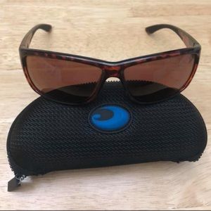 Like new - Men’s Costa polarized sunglasses